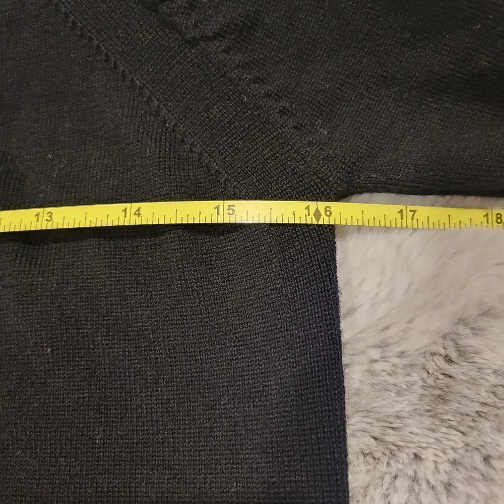 Lululemon Tied To You Sweater, size 4